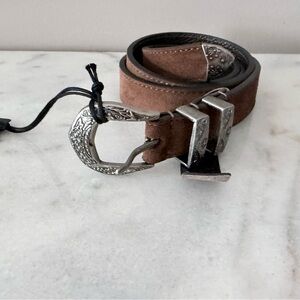 Brown suede Leather Belt with Silver Buckle. Italy
